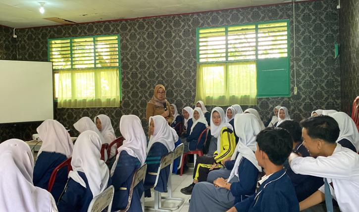 DPPKBP3A Kabupaten Kepahiang Gelar Kegiatan "Strategi Pencegahan Perkawinan Anak Melalui Edukasi Kesehatan Reproduksi (SAPPA SEROJA)" di 12 Sekolah SMA Sederajat